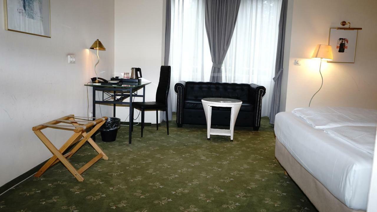 Entree Gross Borstel Garni Hotel Hamborg