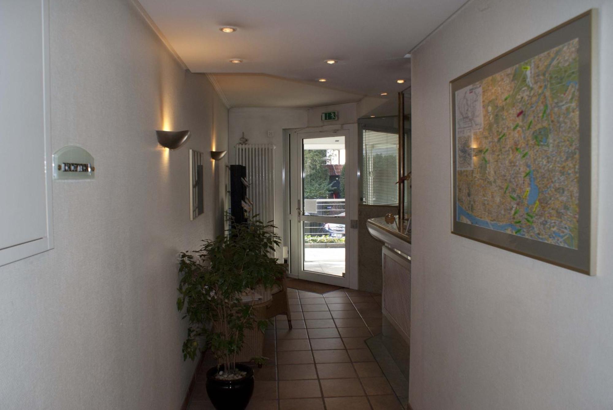 Hotel Entrée Groß Borstel Garni 4*